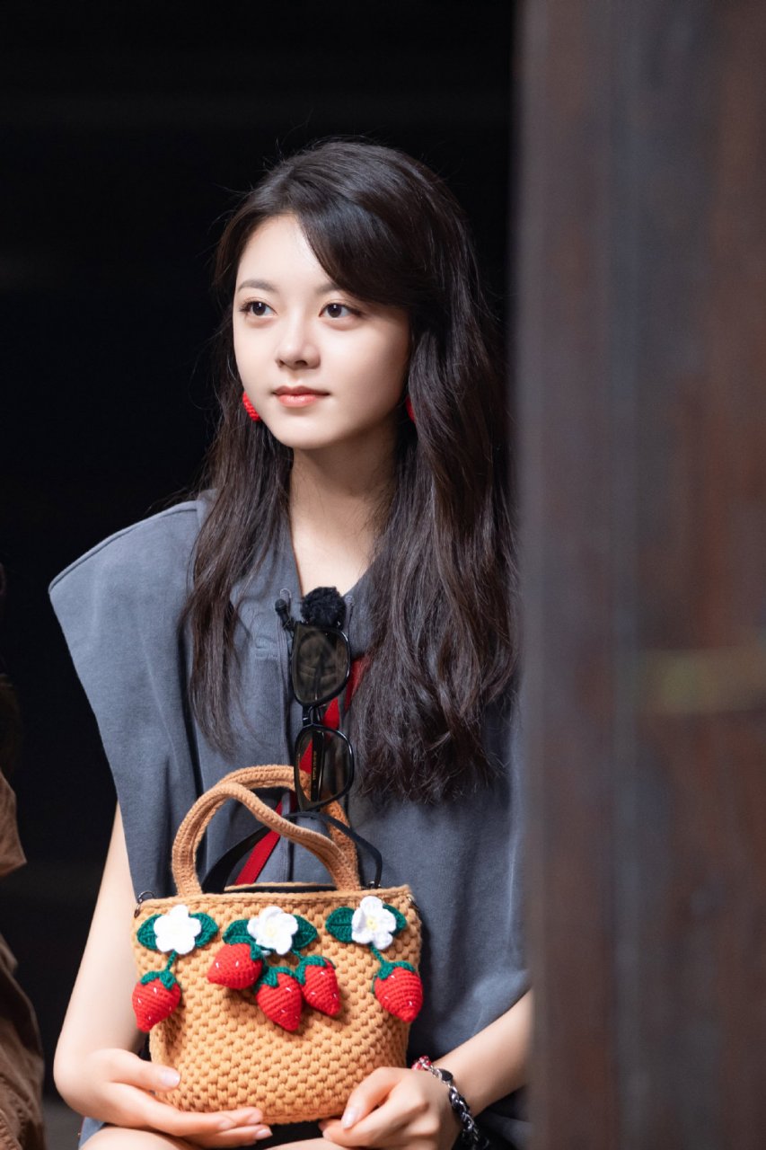 赵今麦高清壁纸无水印(二)[小红花]