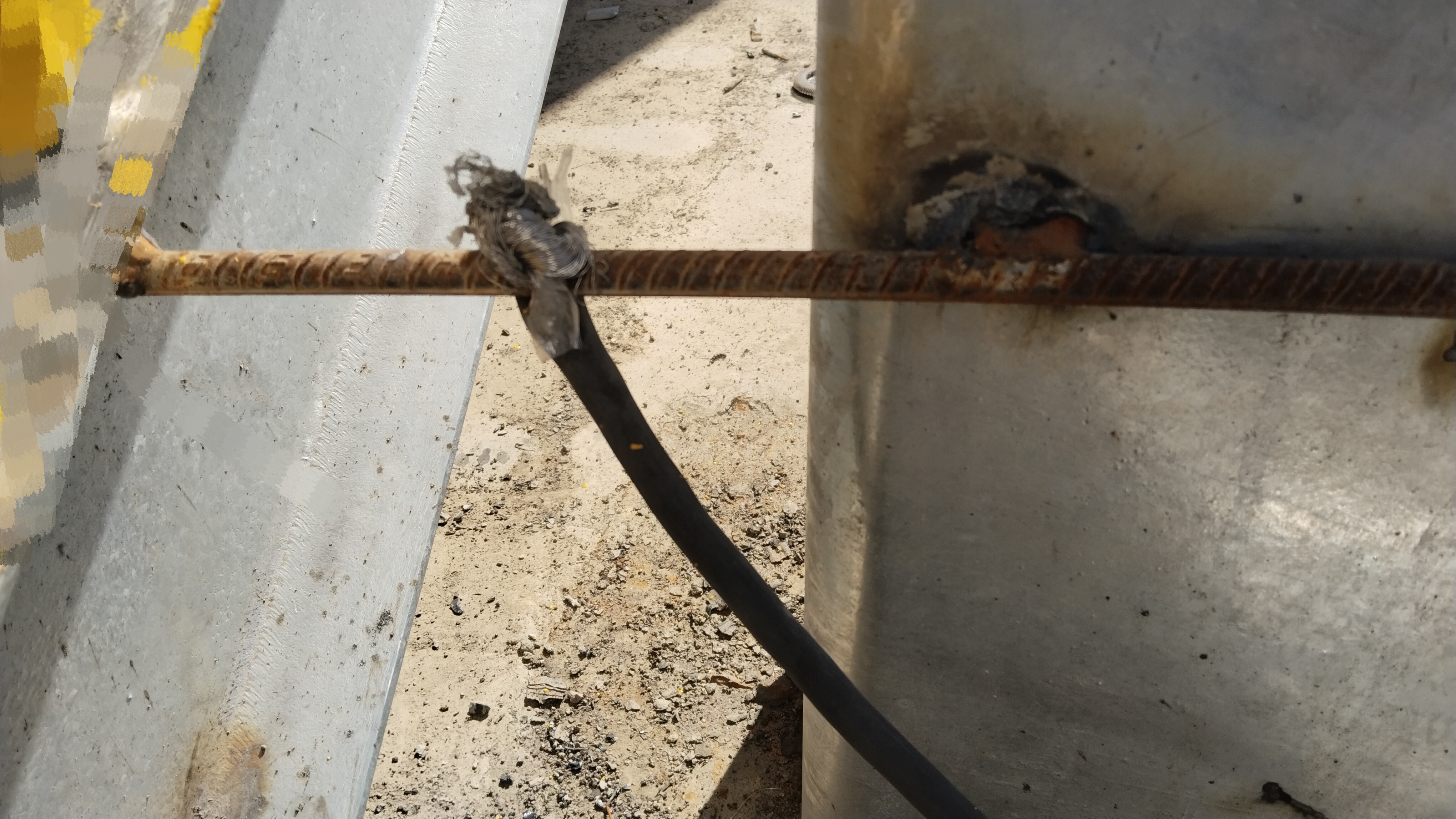 看看这焊机地线夹子!品类齐全...@小小安全帽的动态