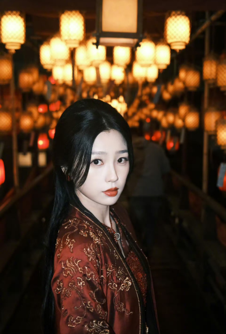 虞书欣在《云之羽》里饰演的云为衫真的好美,古风之美姿.