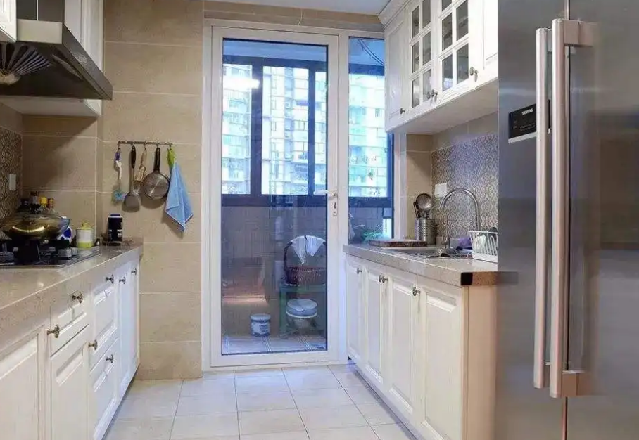 厨房上面可以做卧室吗