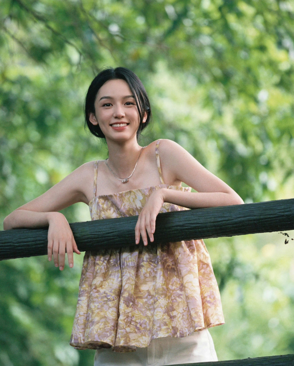 周也 清凉 清爽 笑的 #周也