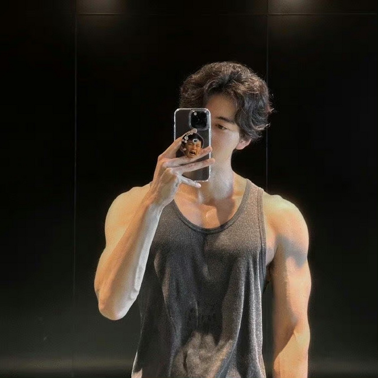 穿衣显瘦,脱衣有肉,陈星旭这肌肉线条绝了