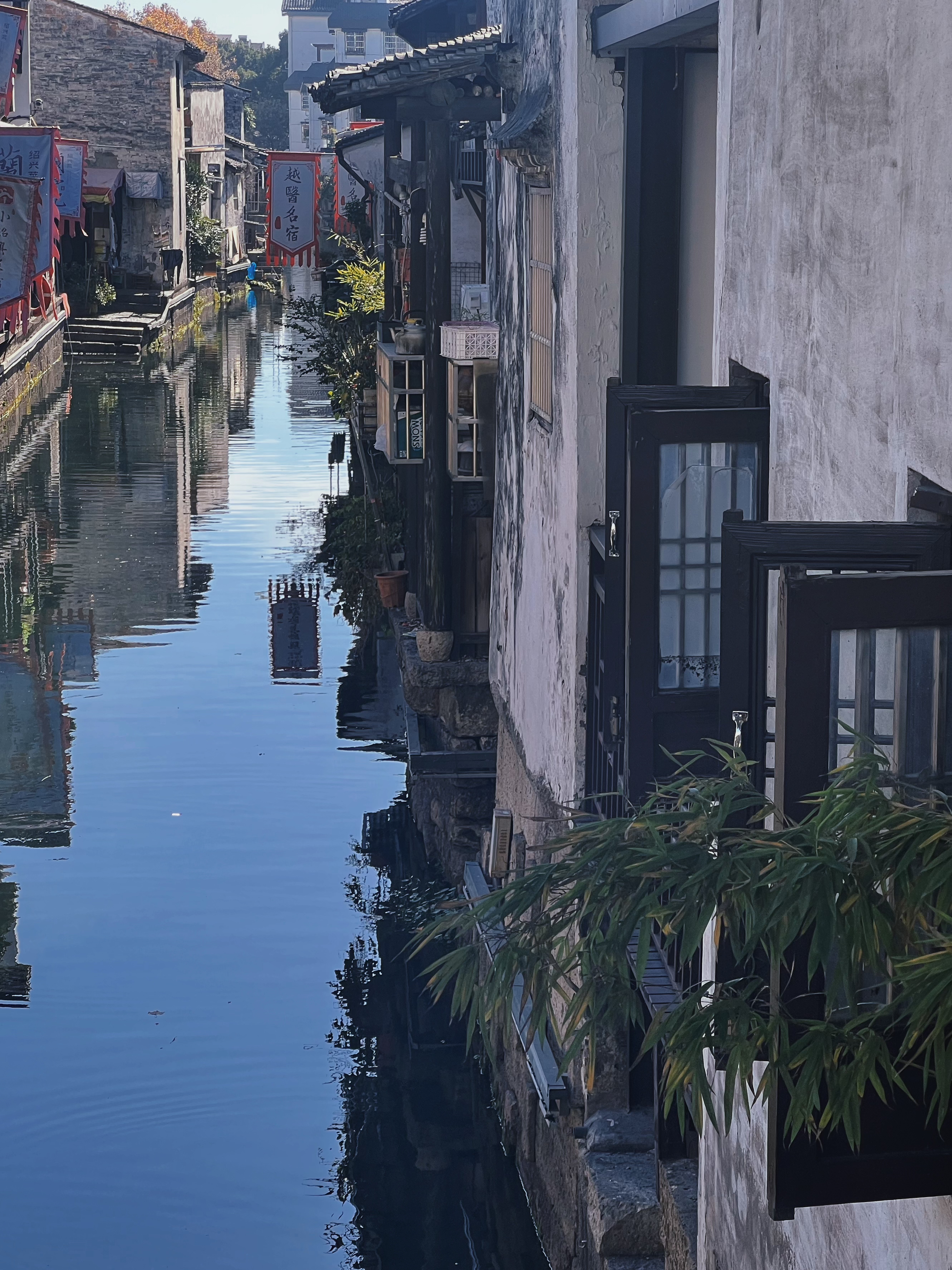 图1大善塔1号线城市广场站出站里可以看到是建于唐代的一座古塔