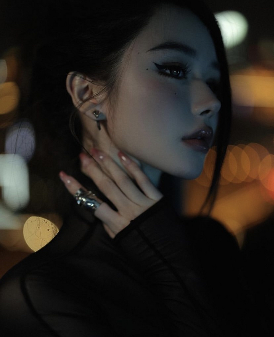 绝绝子!暗黑系美女写真