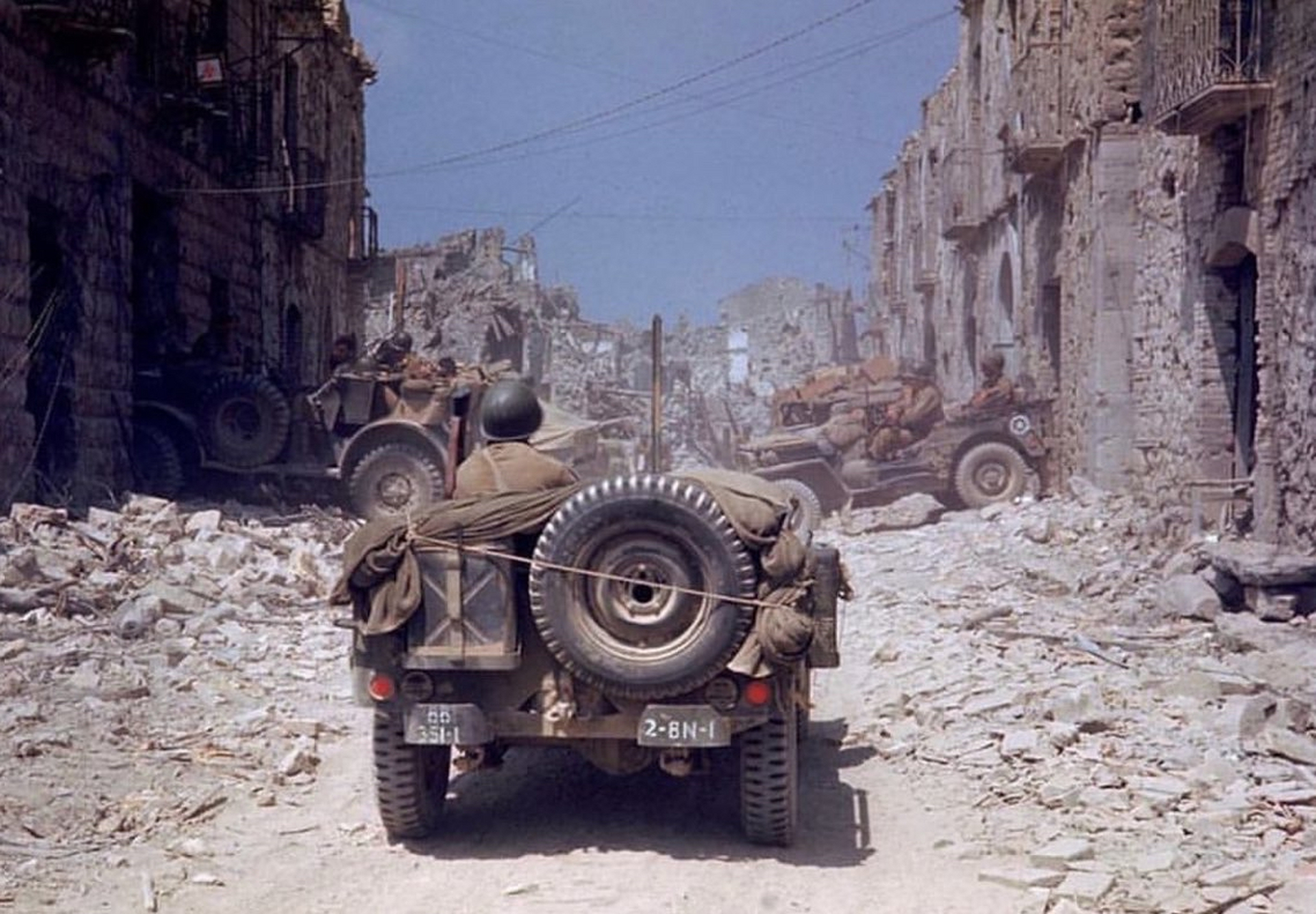 第二次世界大战中盟军意大利战役的彩色照片.