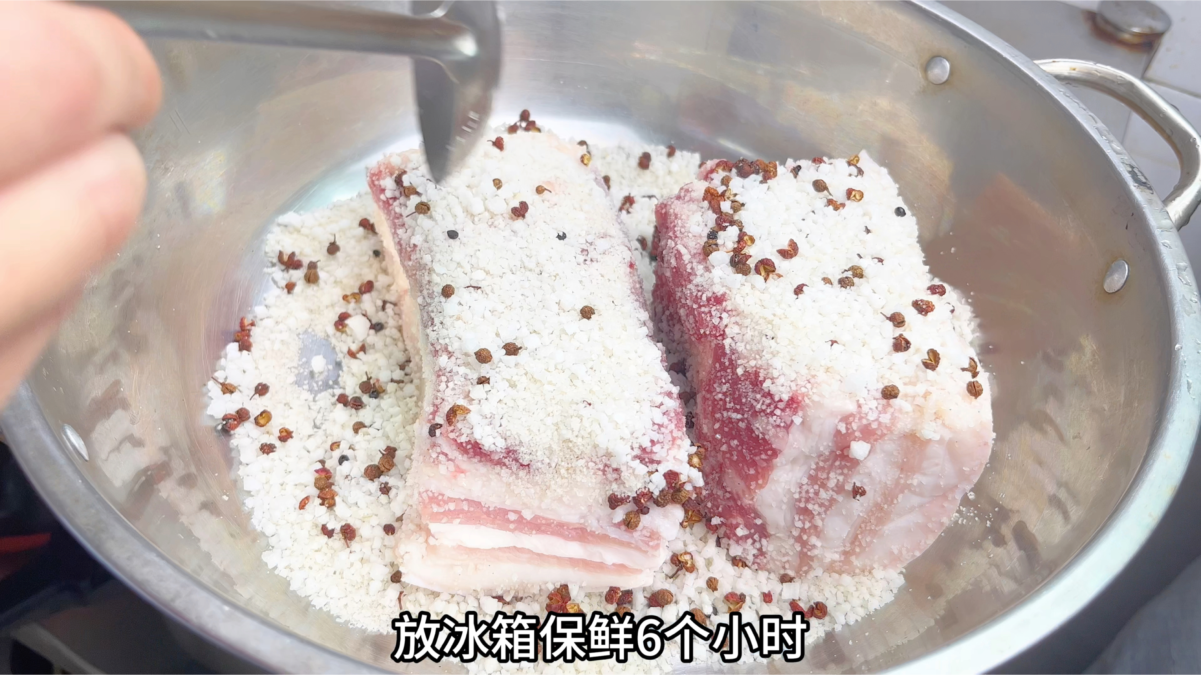 潮汕腌咸猪肉很好吃,胖江教你潮汕做法,非常简单