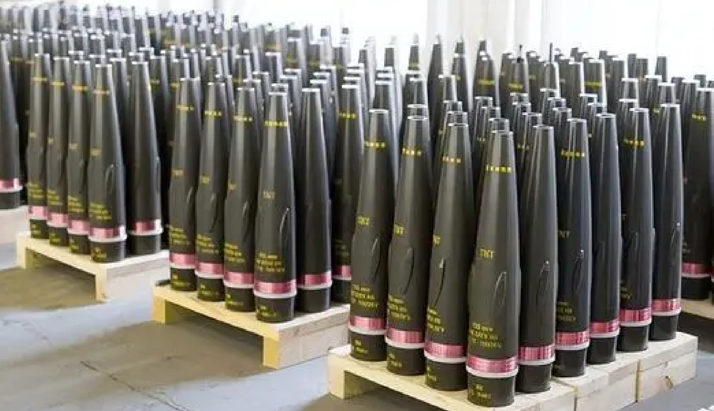 北约开始为乌克兰训练f16战机飞行员