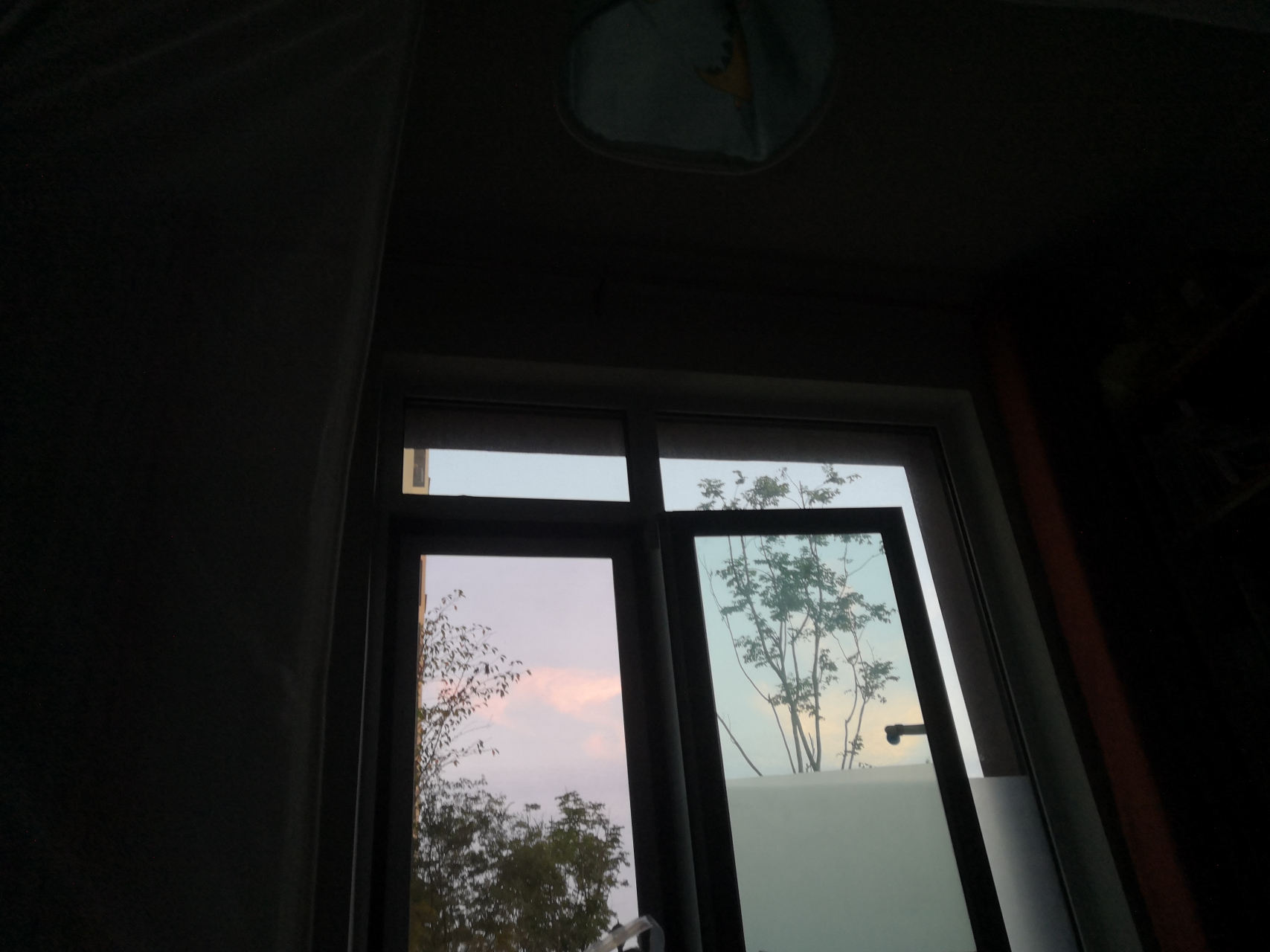 最近宝宝夜里频繁醒来,老母亲有着熬不完的夜哇,希望我的宝宝快快长大