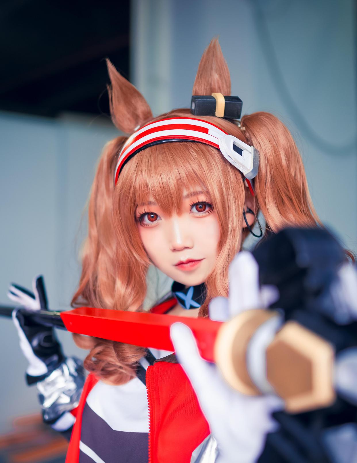 「明日方舟」cos:这个安洁莉娜怎么样,爱了吗?