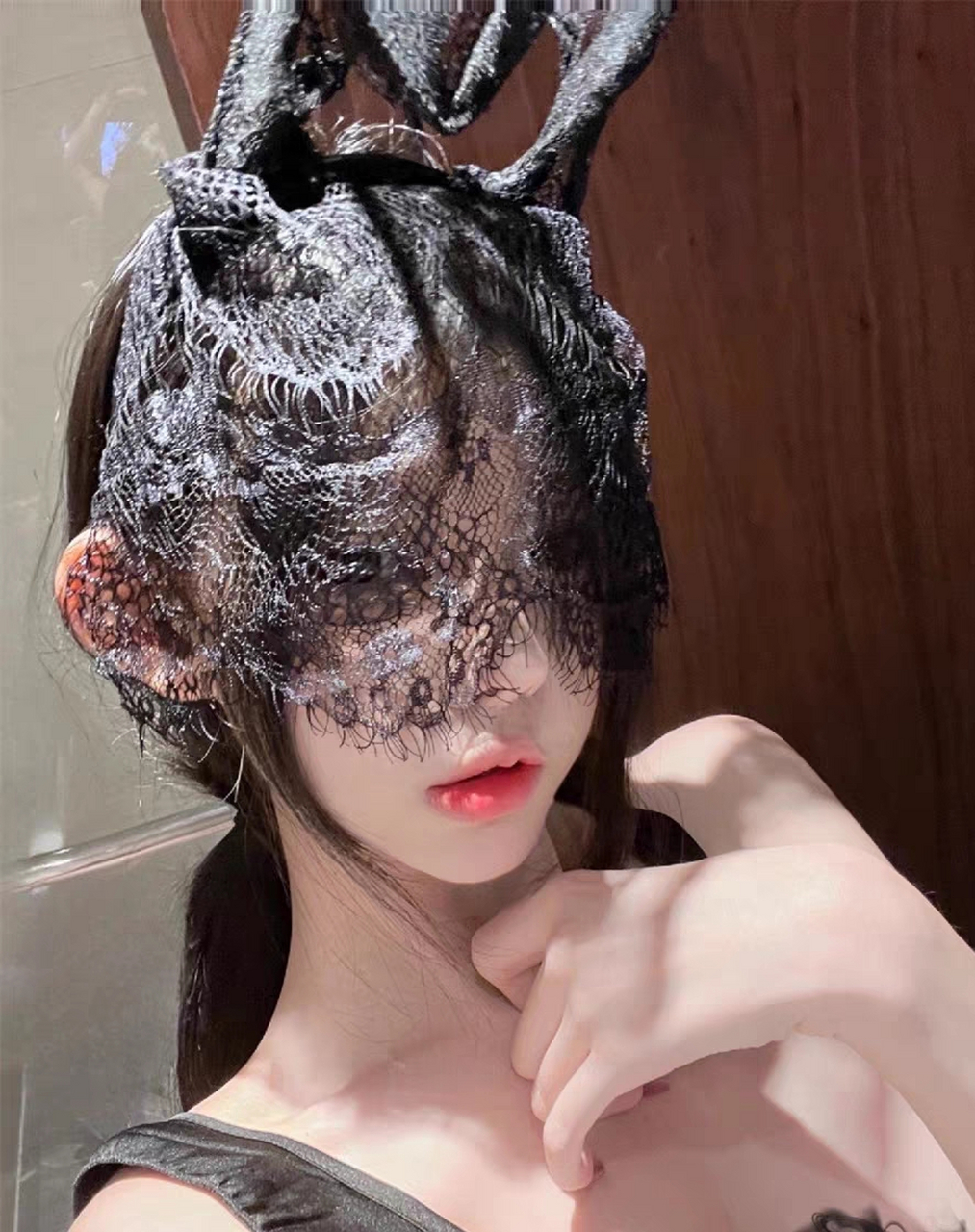蕾丝长兔耳朵面纱,你喜欢怎么用#女士衣服