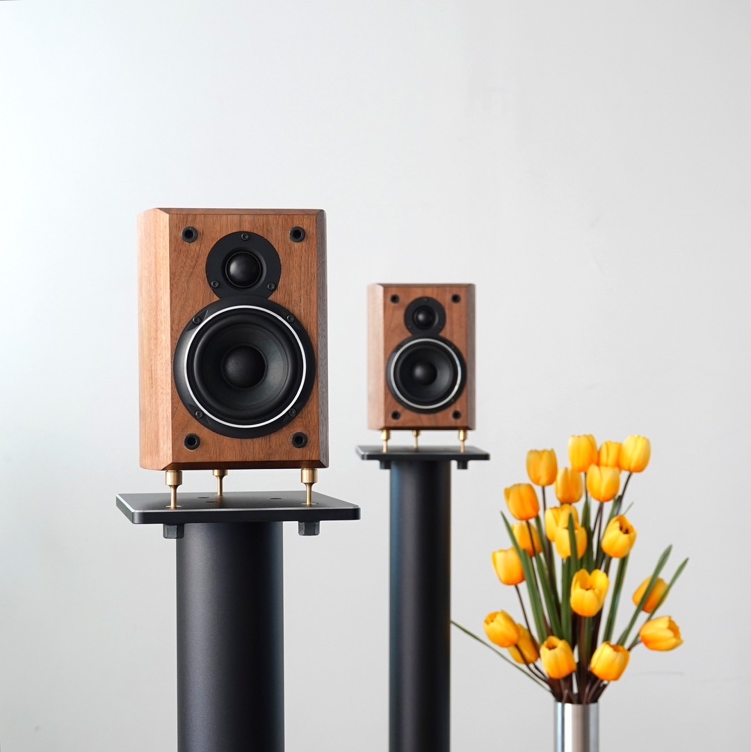 许英谔音响爆红小四4265音箱发往云南玉溪