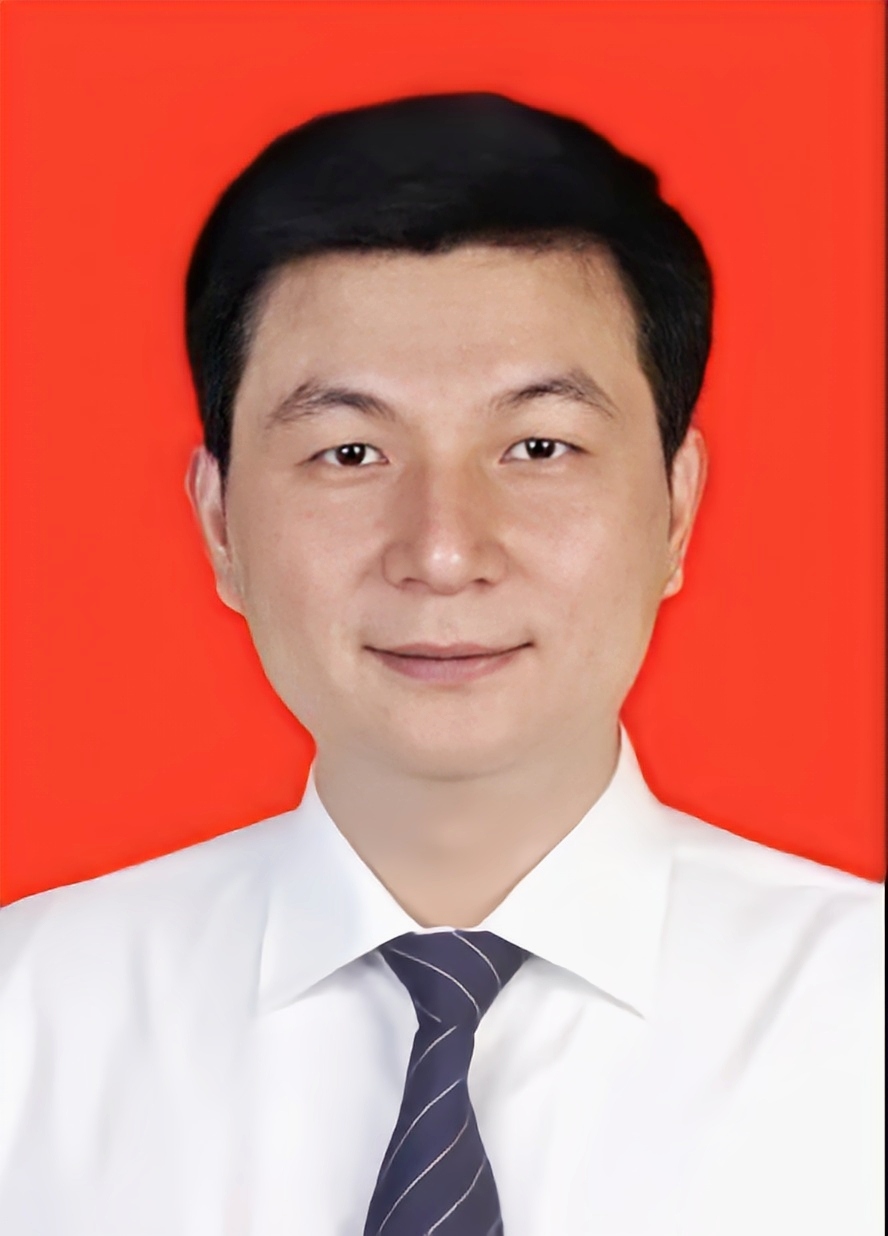 胡明文,任阜阳市代理市长