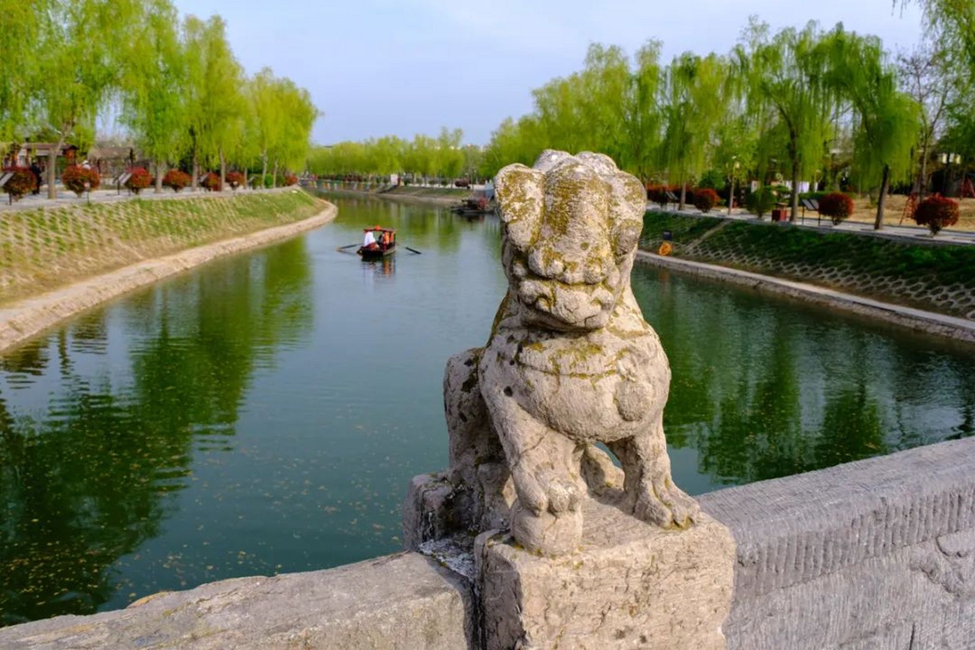 小商桥景区在全国是不多的以桥梁为主题的景区之一,小商桥景区位于