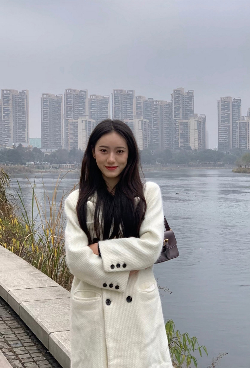 95后在青岛电子厂打螺丝的厂妹,有喜欢我这类型的吗?