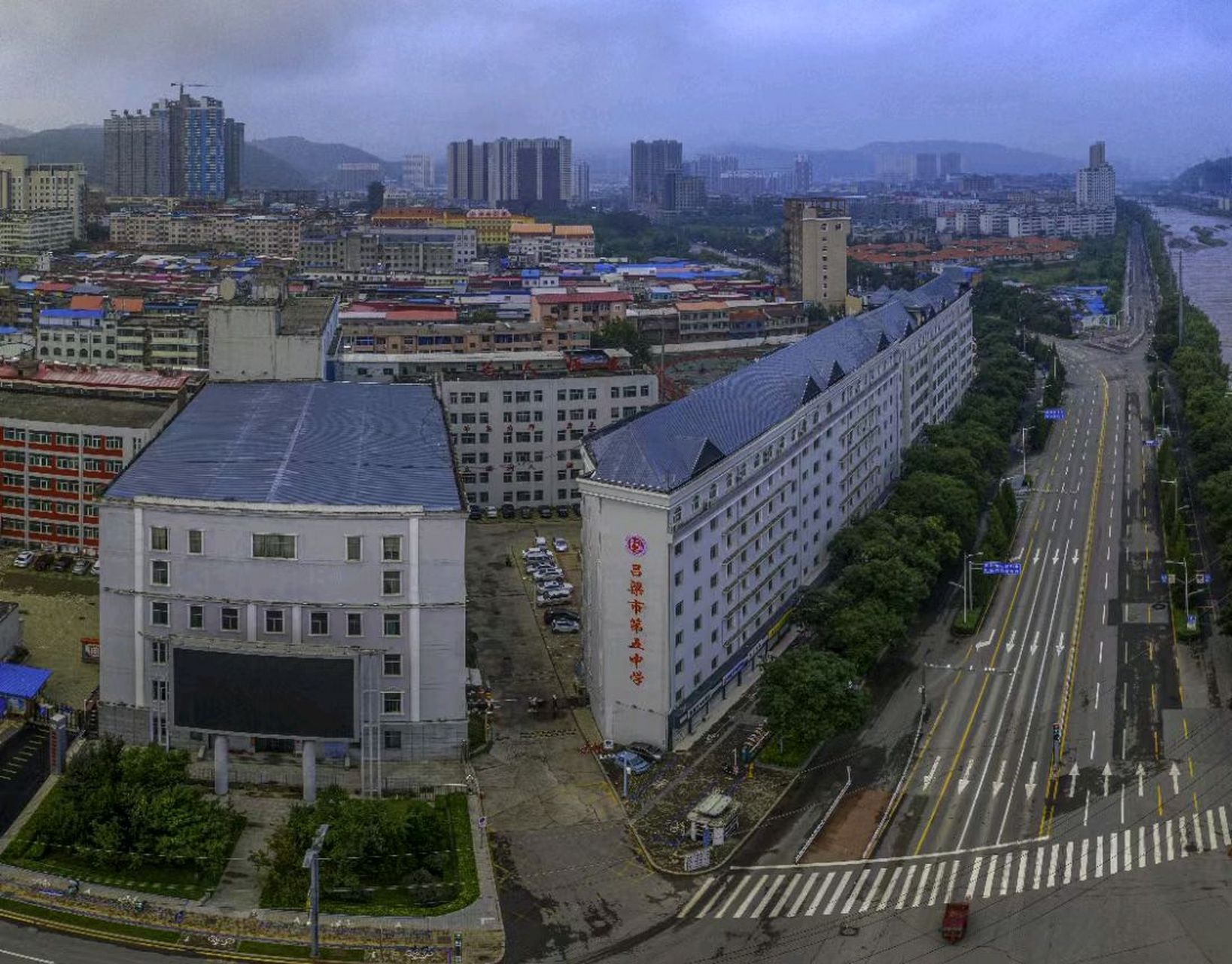 离石师范学校走出历史舞台#影像世界# #吕梁教育# #吕梁微闻
