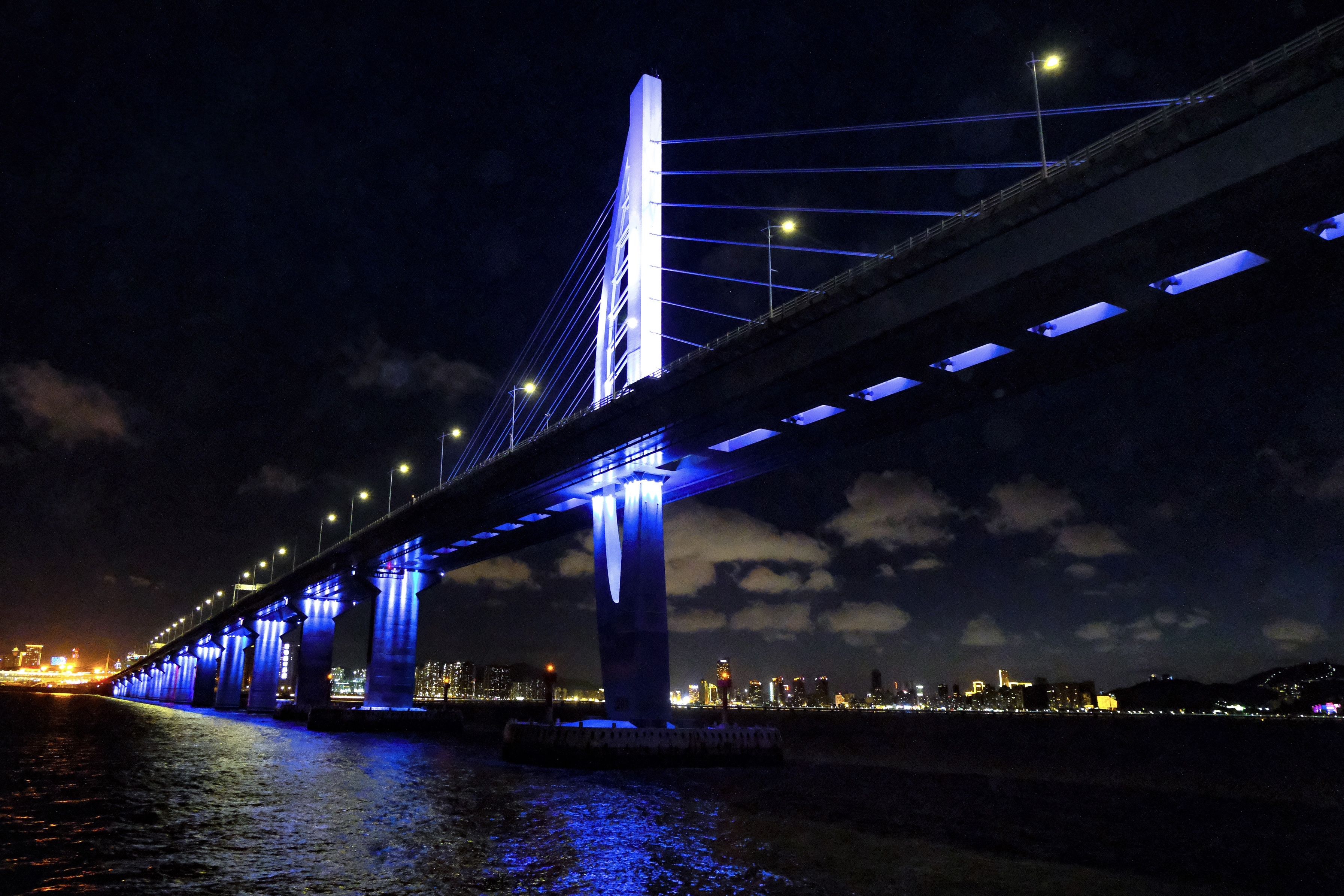 邮轮上的夜景|观港珠澳大桥夜景最佳角度