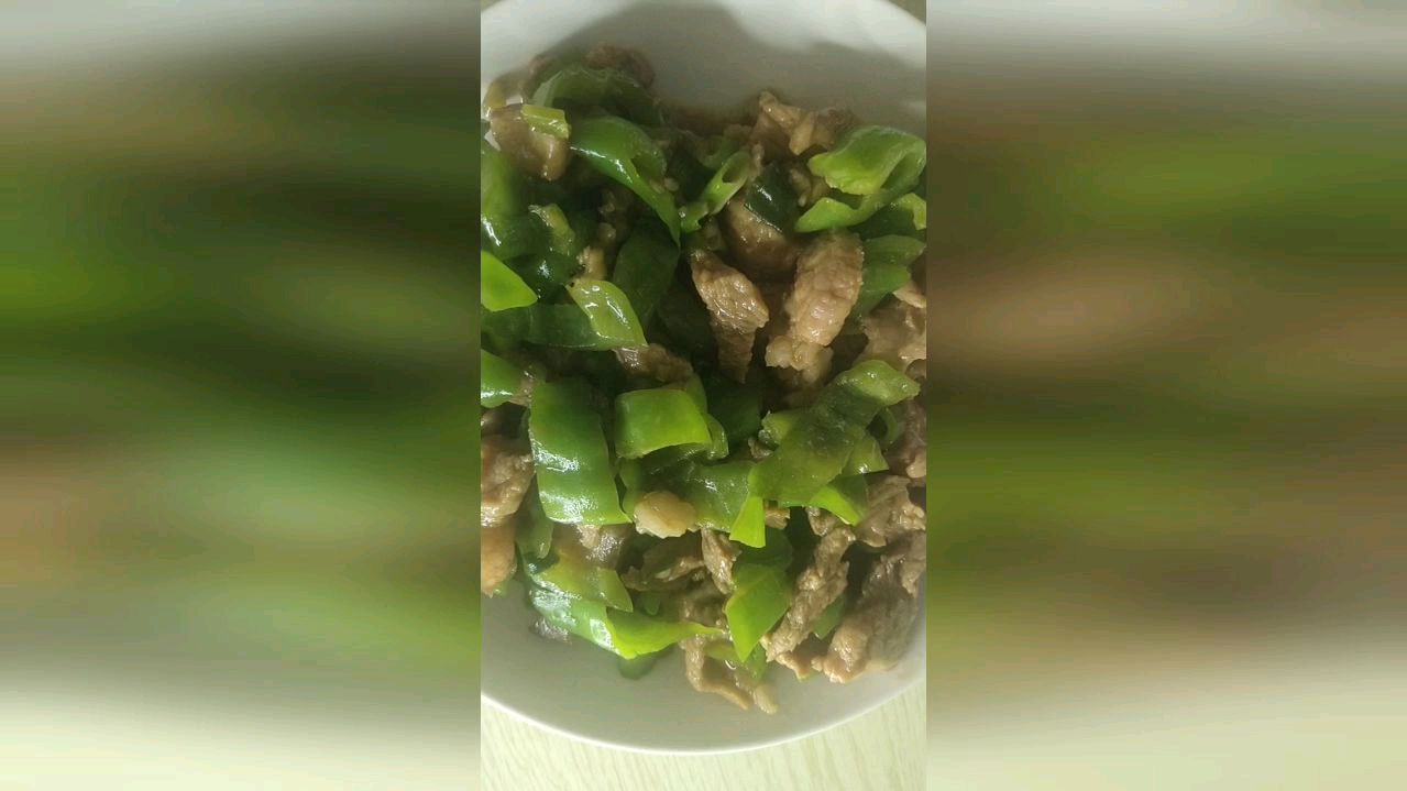 家常小炒青椒肉丝