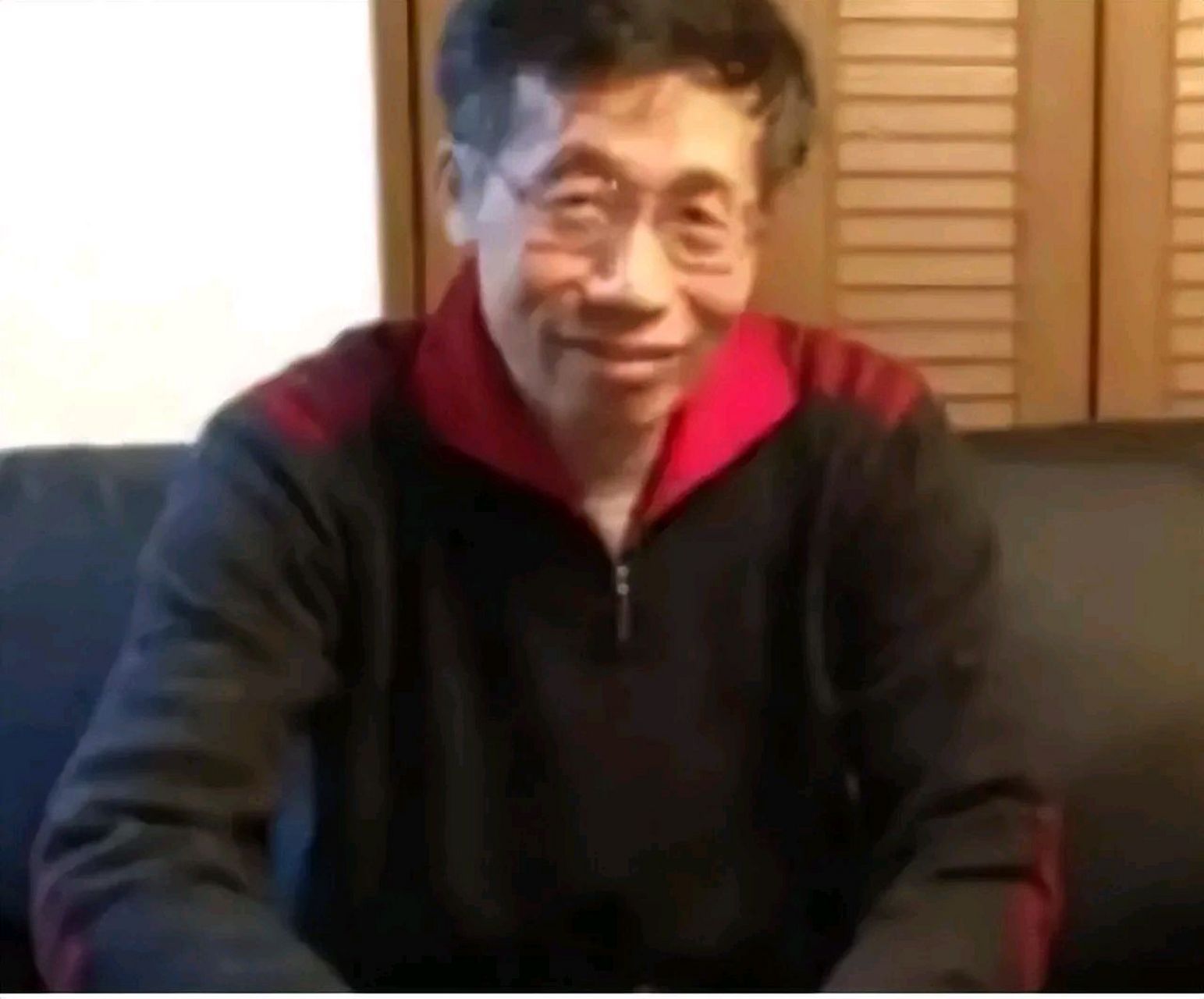 2017年,日本历史学者袁克勤在吉林大学演讲,竟鼓吹日本侵华无罪,蛊惑