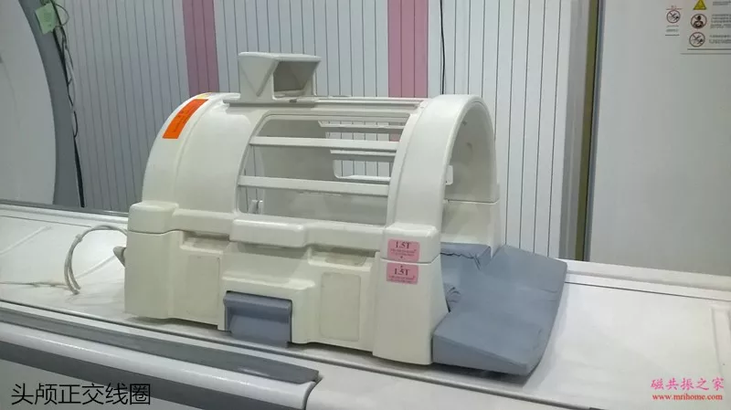 既可发射rf信号,也可接收rf信号线圈,如头颅正交线圈,膝/踝关节正交