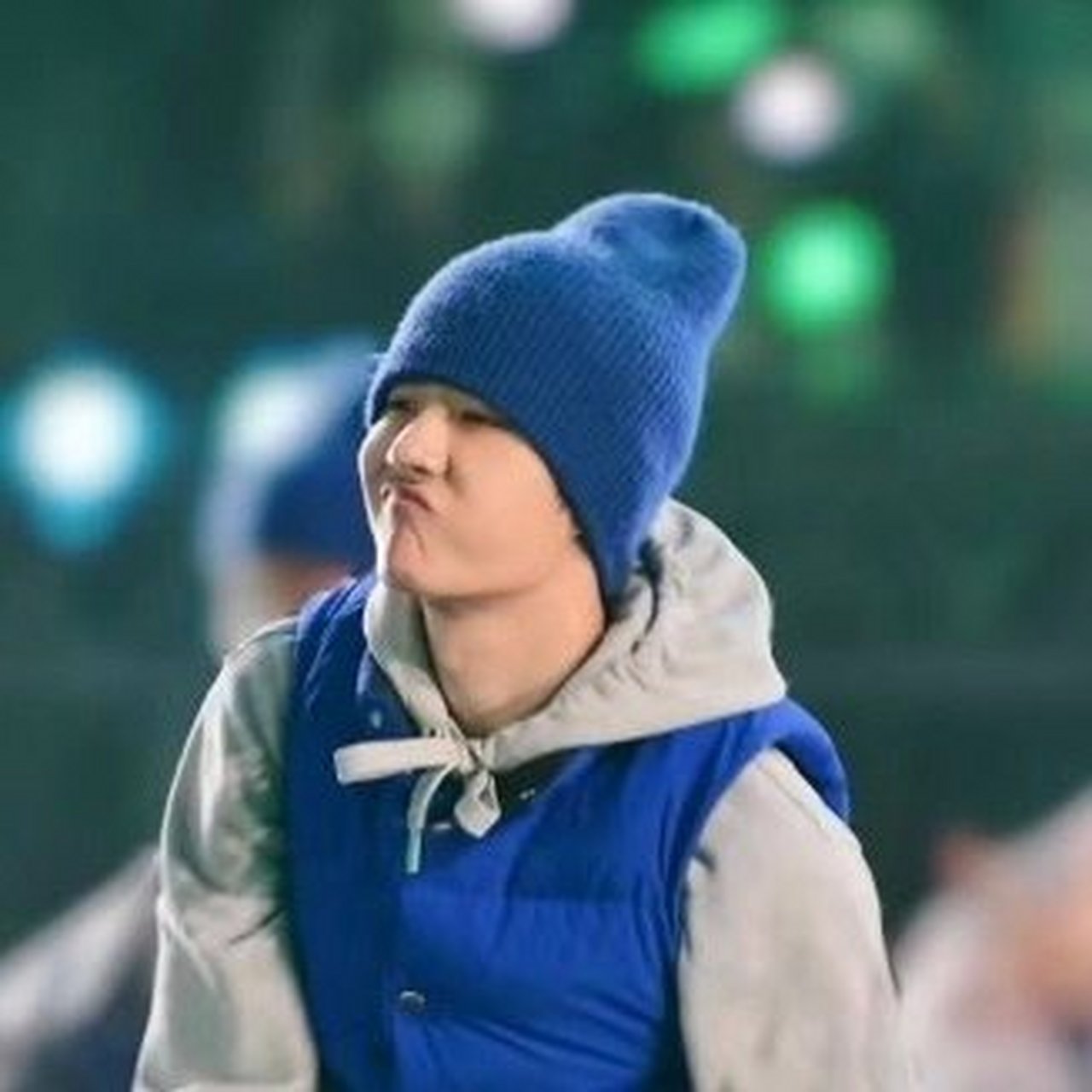 蓝色奶瓶精,好可爱的美妆蛋 #王一博