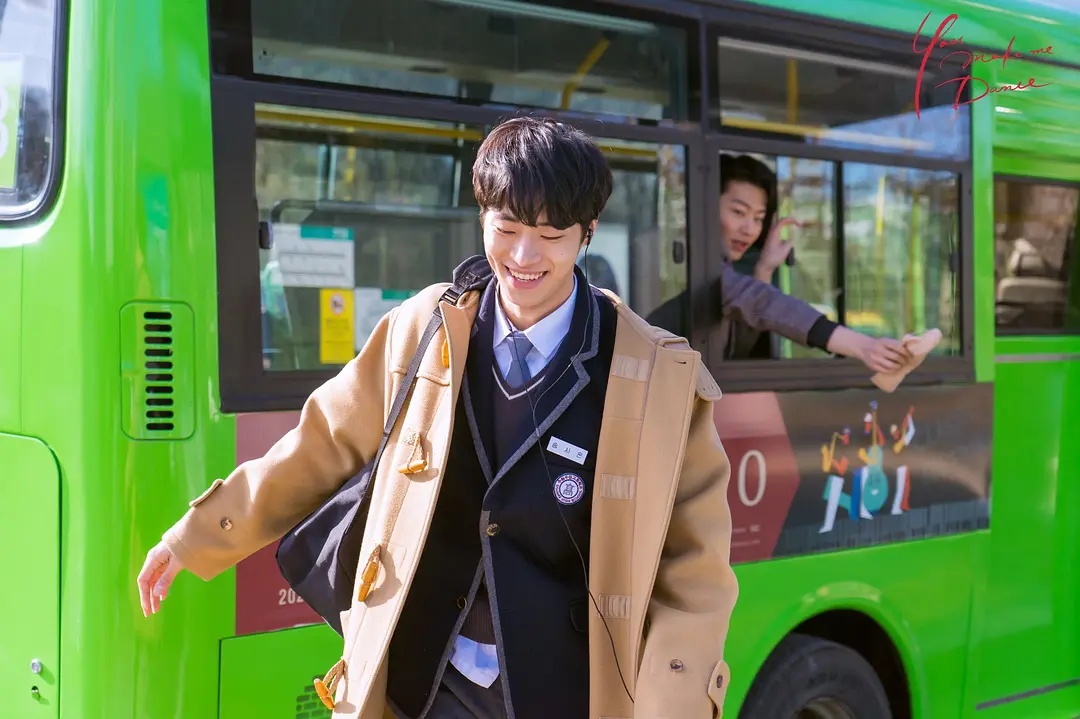 最新韩剧《迷恋告急》,颜控必追