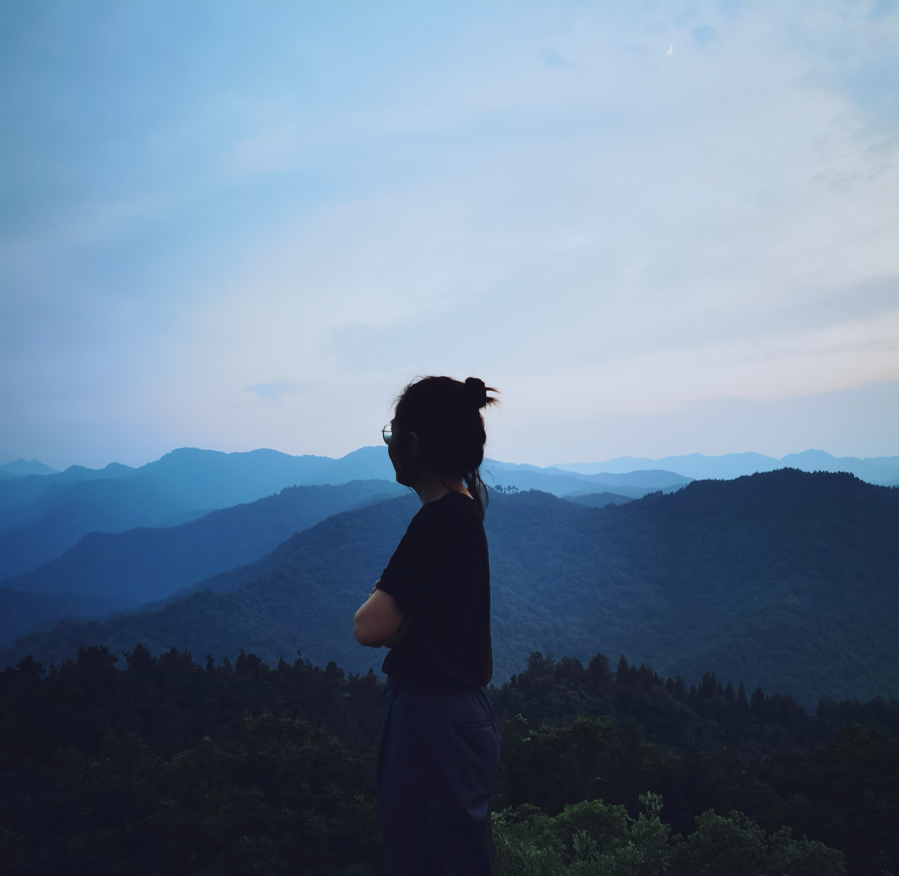 回头看过去的自己,如同看剧