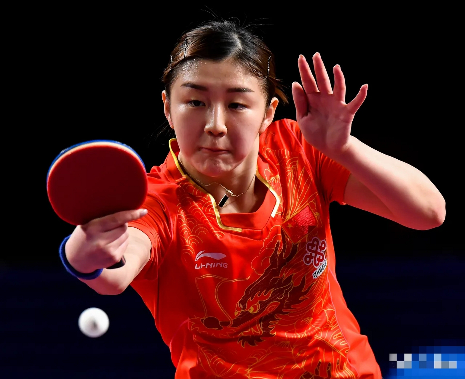 比赛时间:18:45 轻松干掉黑马
