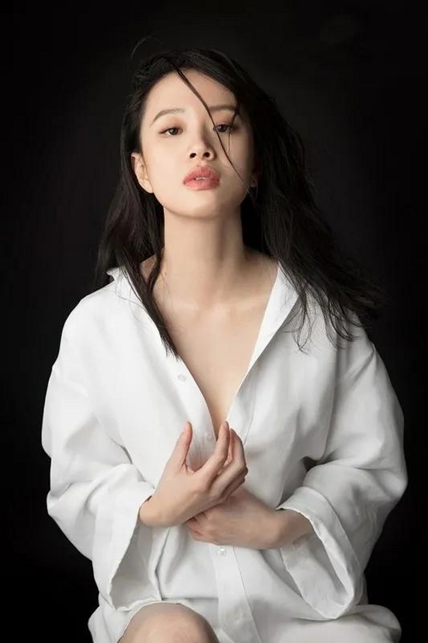 李梦,1992年10月11日出生于湖南省长沙市,中国内地影视女演员,毕业于