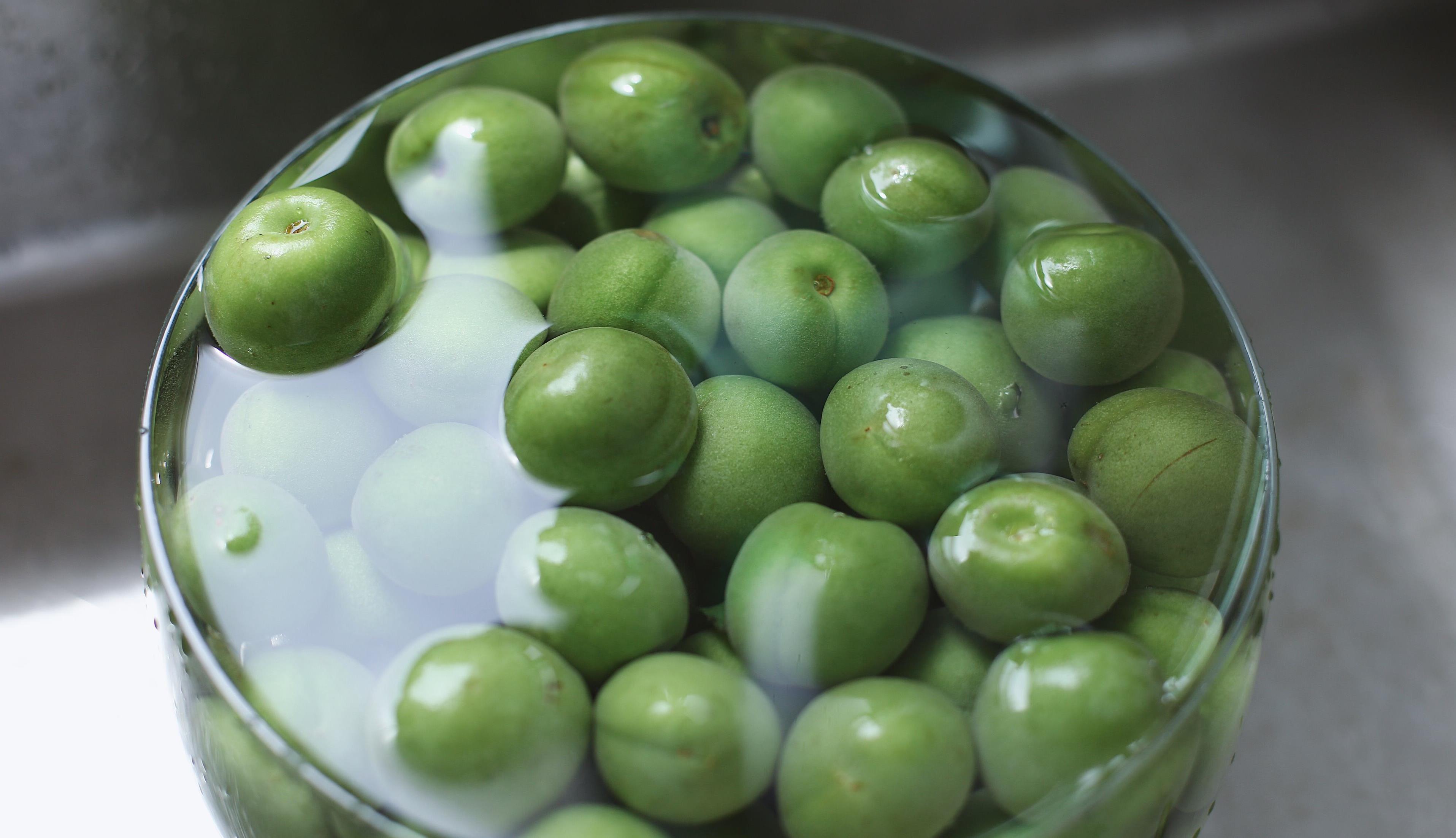 多吃水果对肝好,但有4种水果,或比喝酒还伤肝,劝你趁早管住嘴