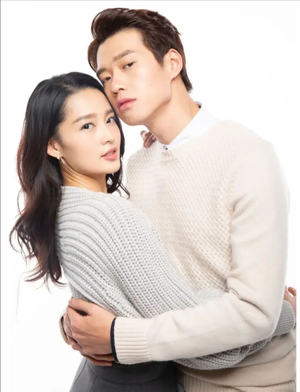 隐藏了整整十年,李沁承认最恨的男人并非魏大勋,而是被富婆包围的他