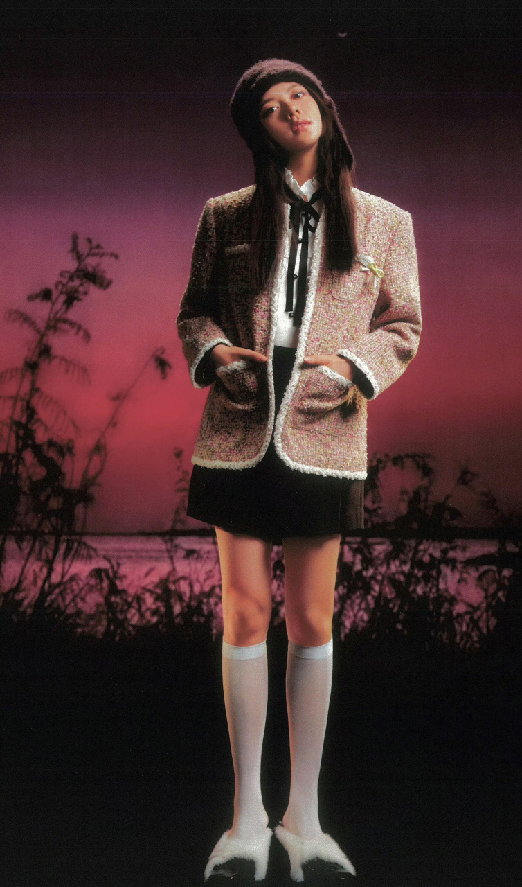 短筒白丝袜的赵今麦,爱了爱了[比心]