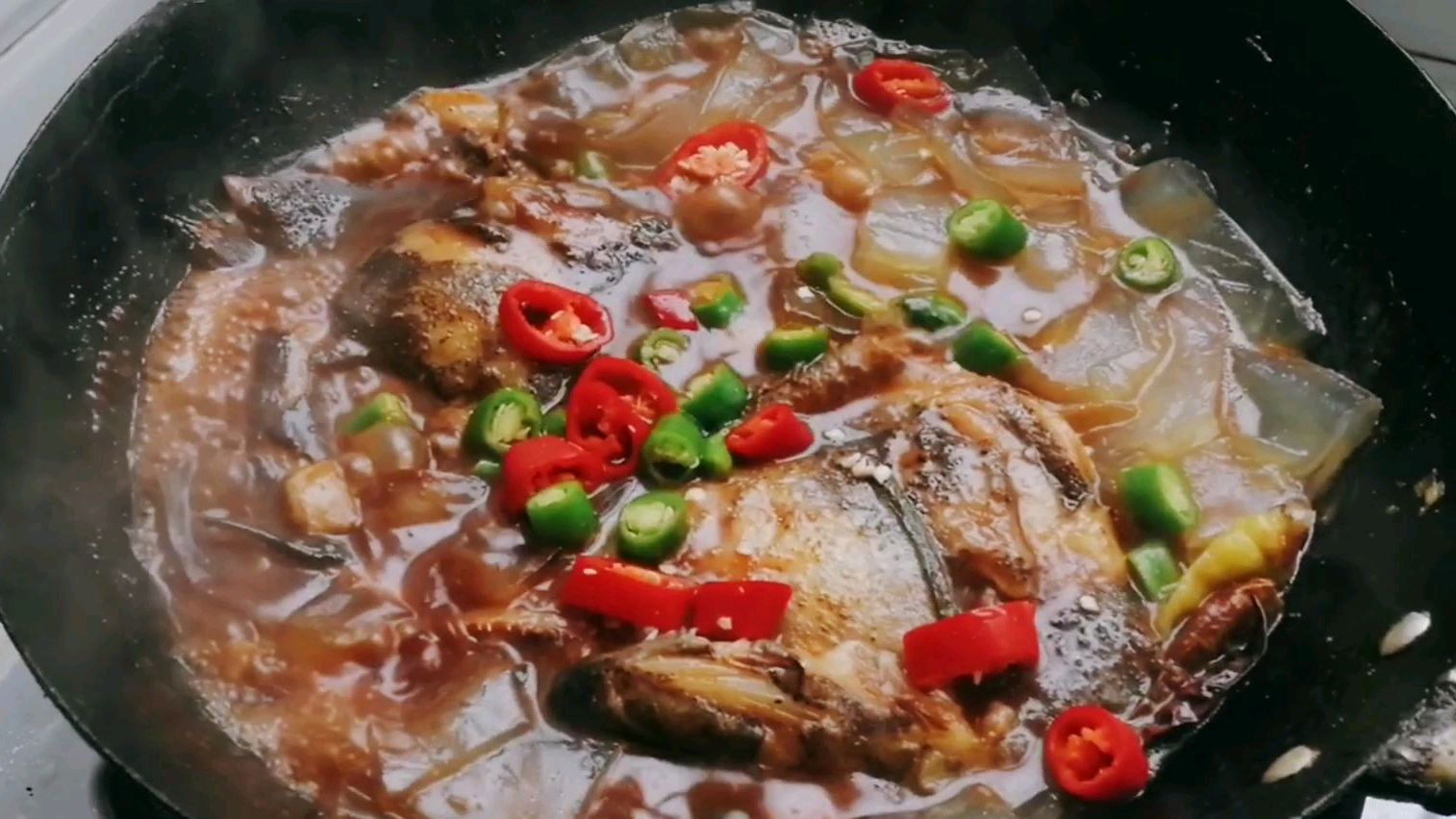 48元买的鸦片鱼头这样做太好吃了，鲜嫩入味，汤汁都能拌饭