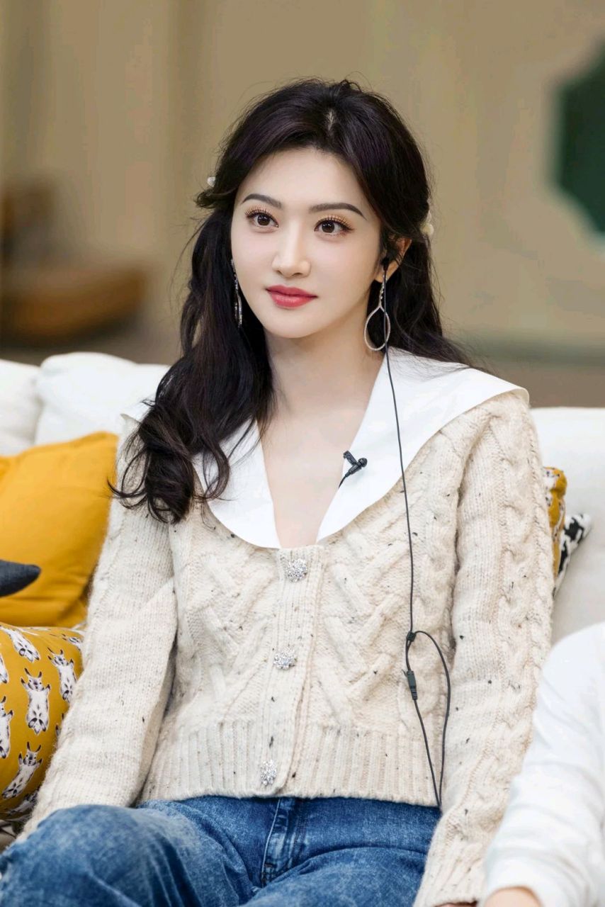 景甜的坐姿也是很美的#景甜# #时尚穿搭# #娱乐