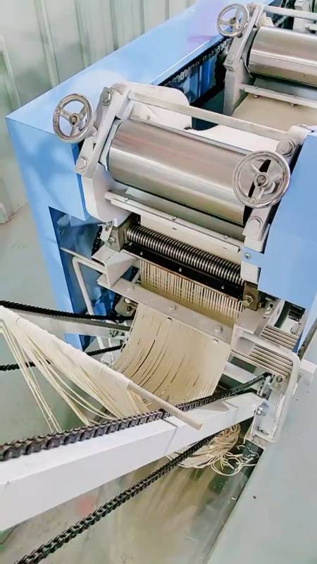 乐世博压面机 全自动挂面机 全自动鲜面条机-度小视