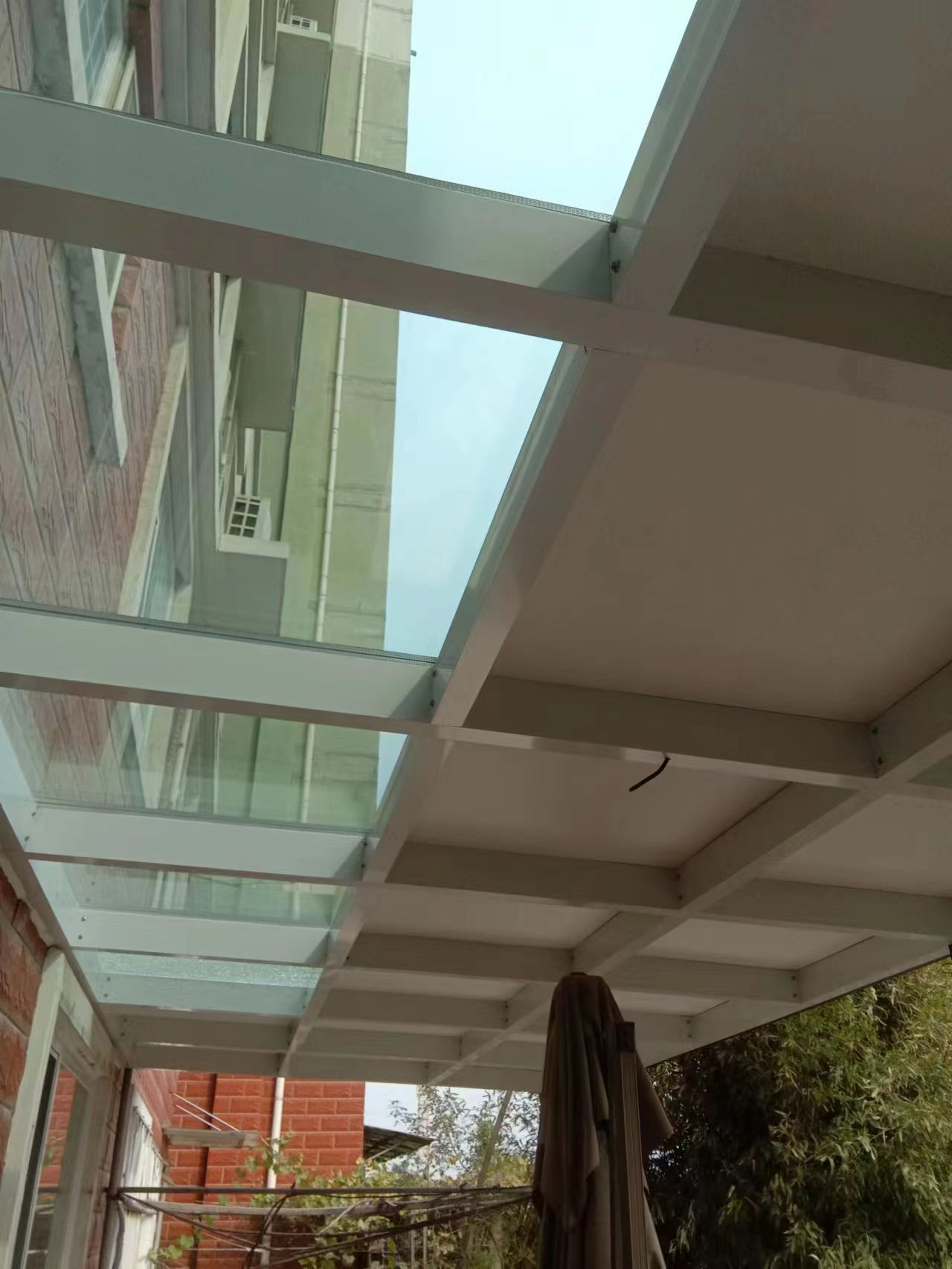 在楼顶搭建阳光房怎么隔热呢?