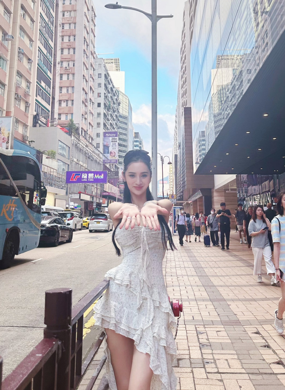 吴春怡这身材,在内娱算是天花板了吧!
