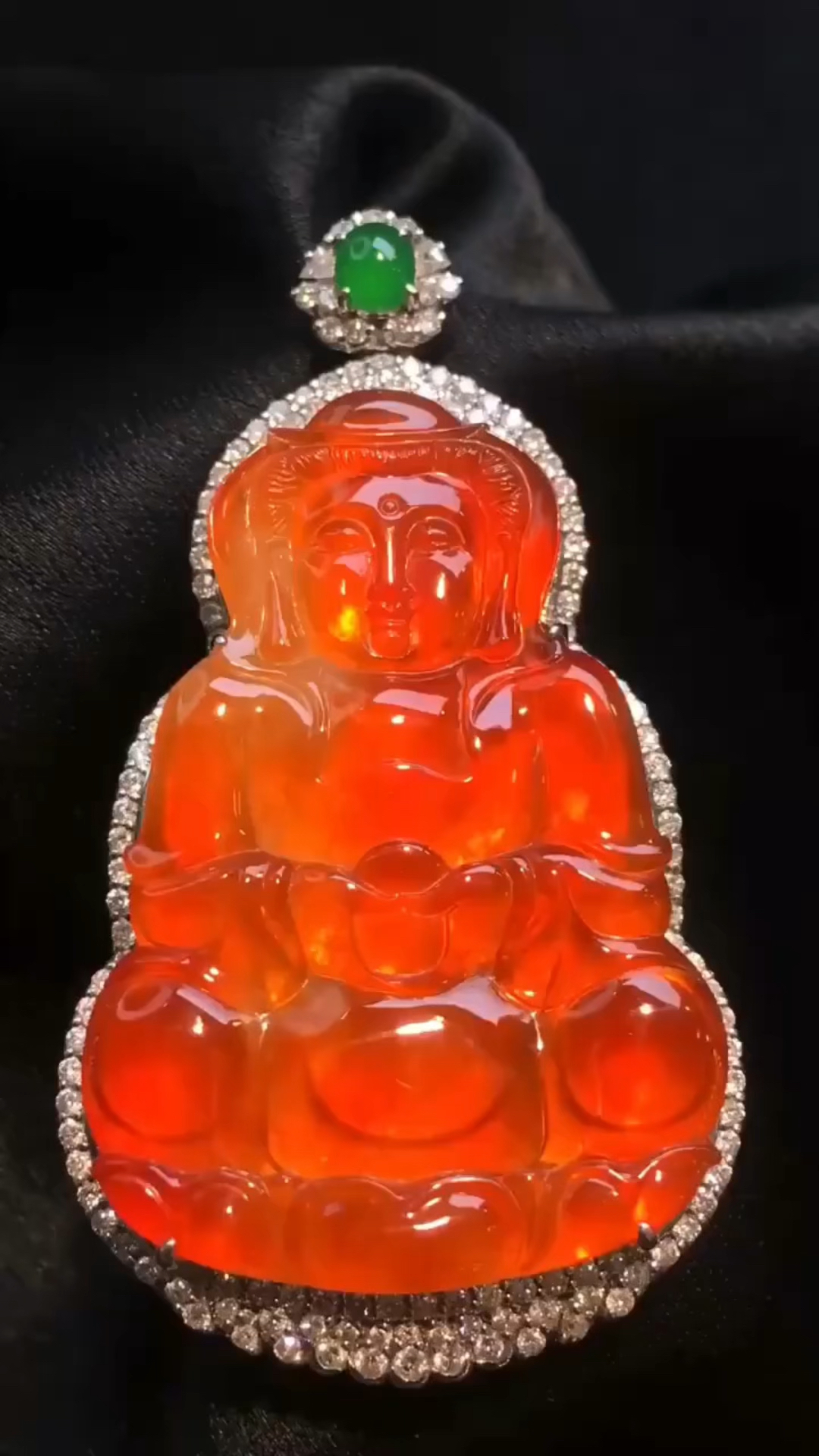 冰红翡翠观音 冰玻种红翡翠观音 极老种的料子 纯美起胶 果冻一般的