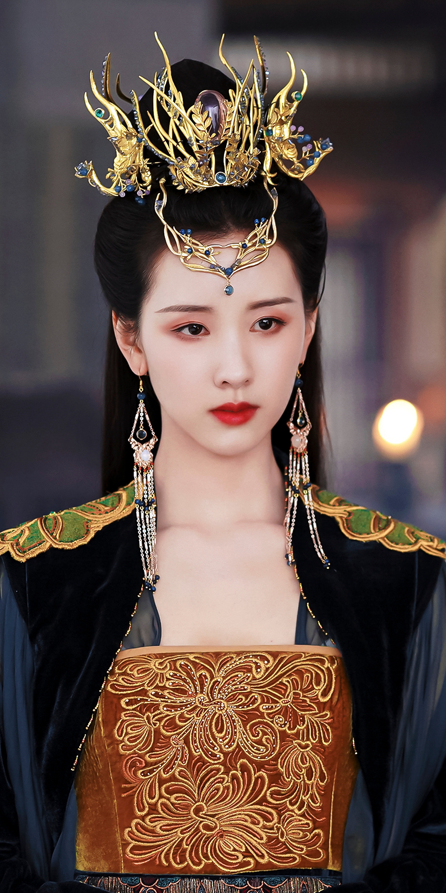 回顾《长月烬明》陈都灵十二个古装造型,第三个朴素,第九个最美