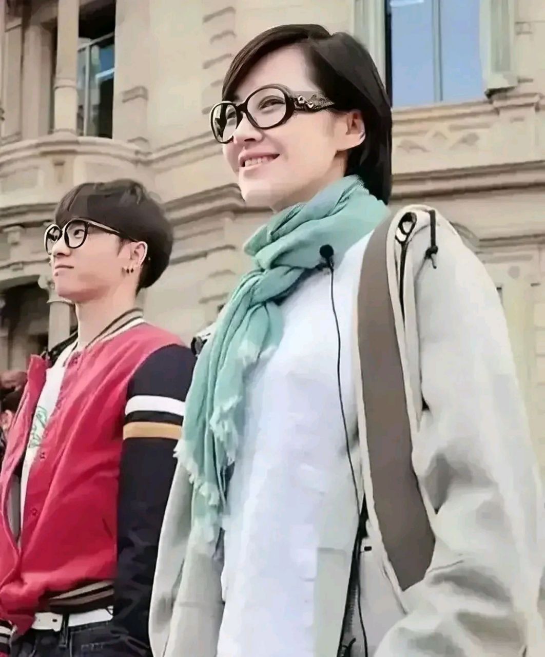 华晨宇与许晴宣布恋情,引发关注!