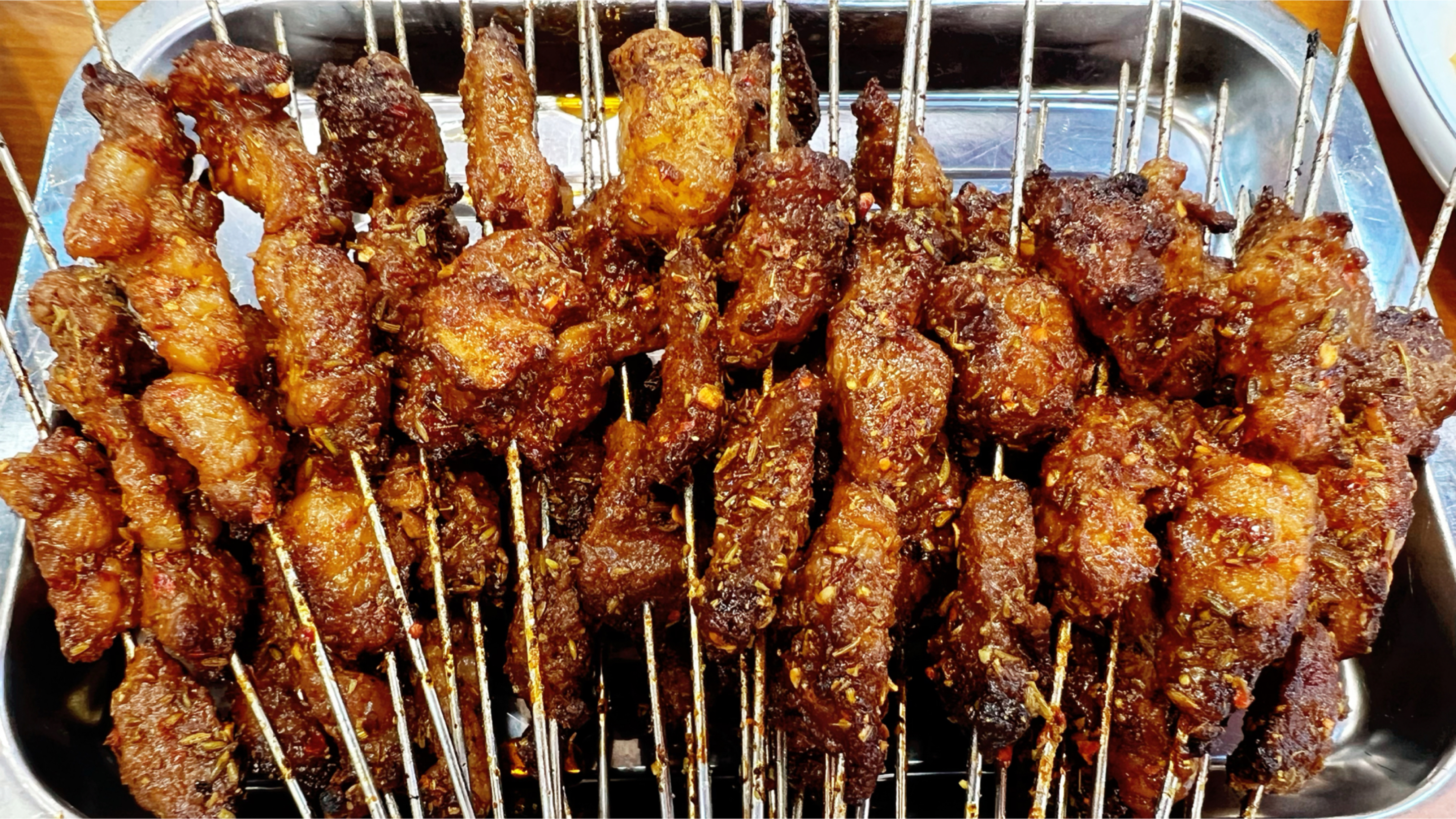 肉筋1.5,夜市烤肉天花板,肉块大的惊人,来西安一定要尝尝