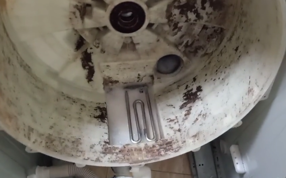 三洋弧形滚筒洗衣机如何拆卸清洗