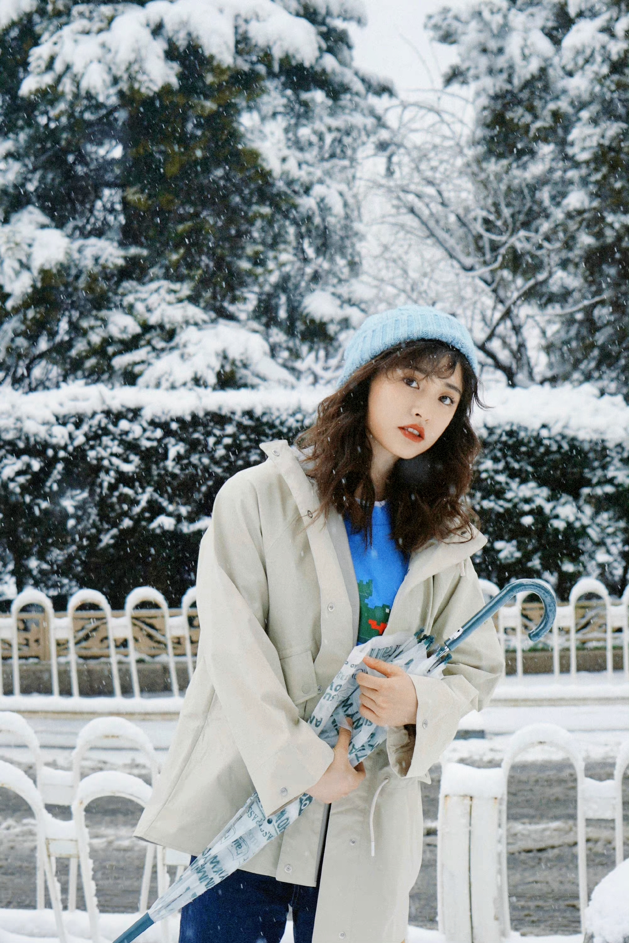 邻家女孩沈月雪景写真,清新靓丽,一瞥一笑如初恋般的感觉!