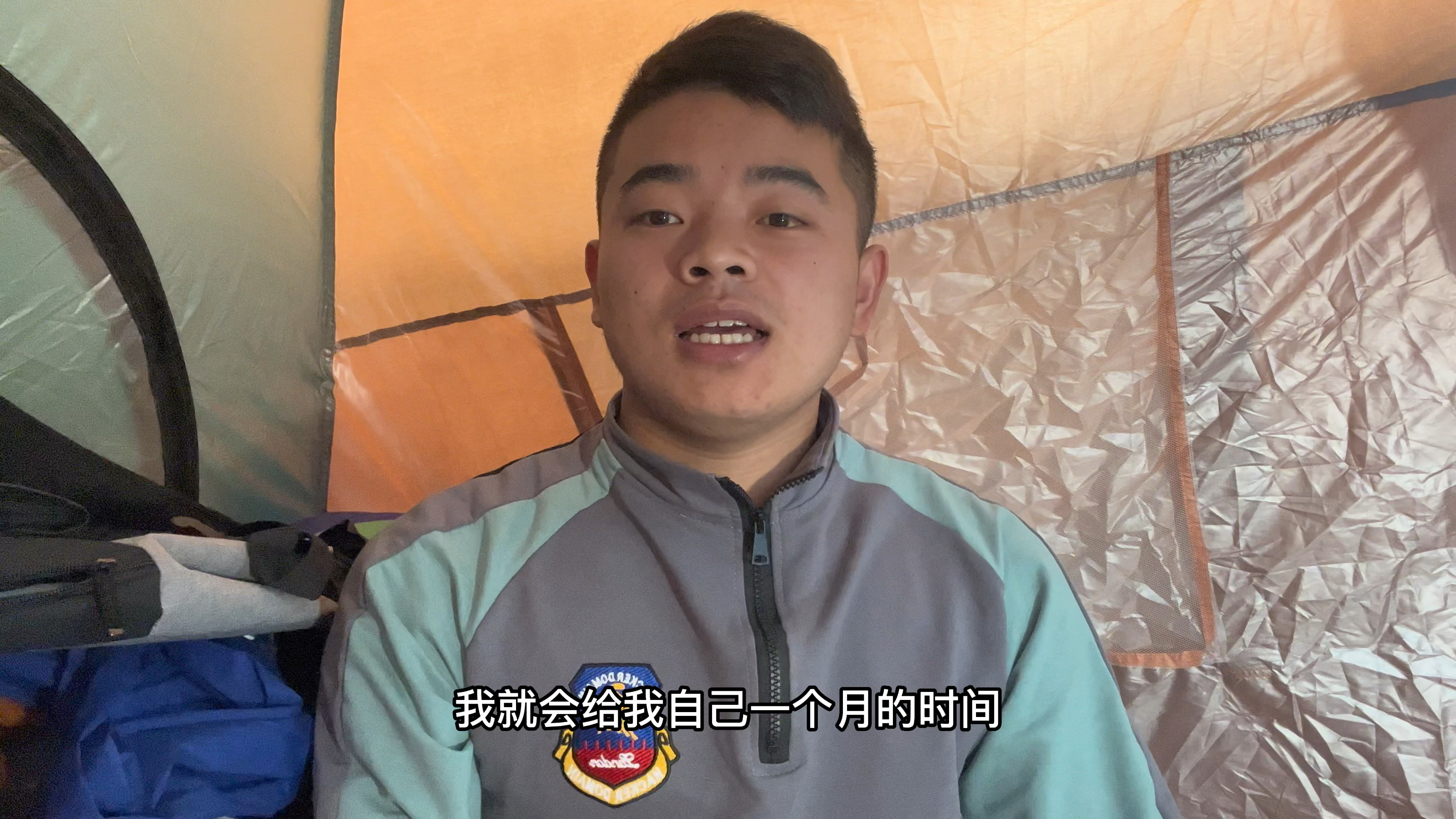 24岁残疾小伙诉说着,自己的压力和委屈,最后一句话让人听得心酸