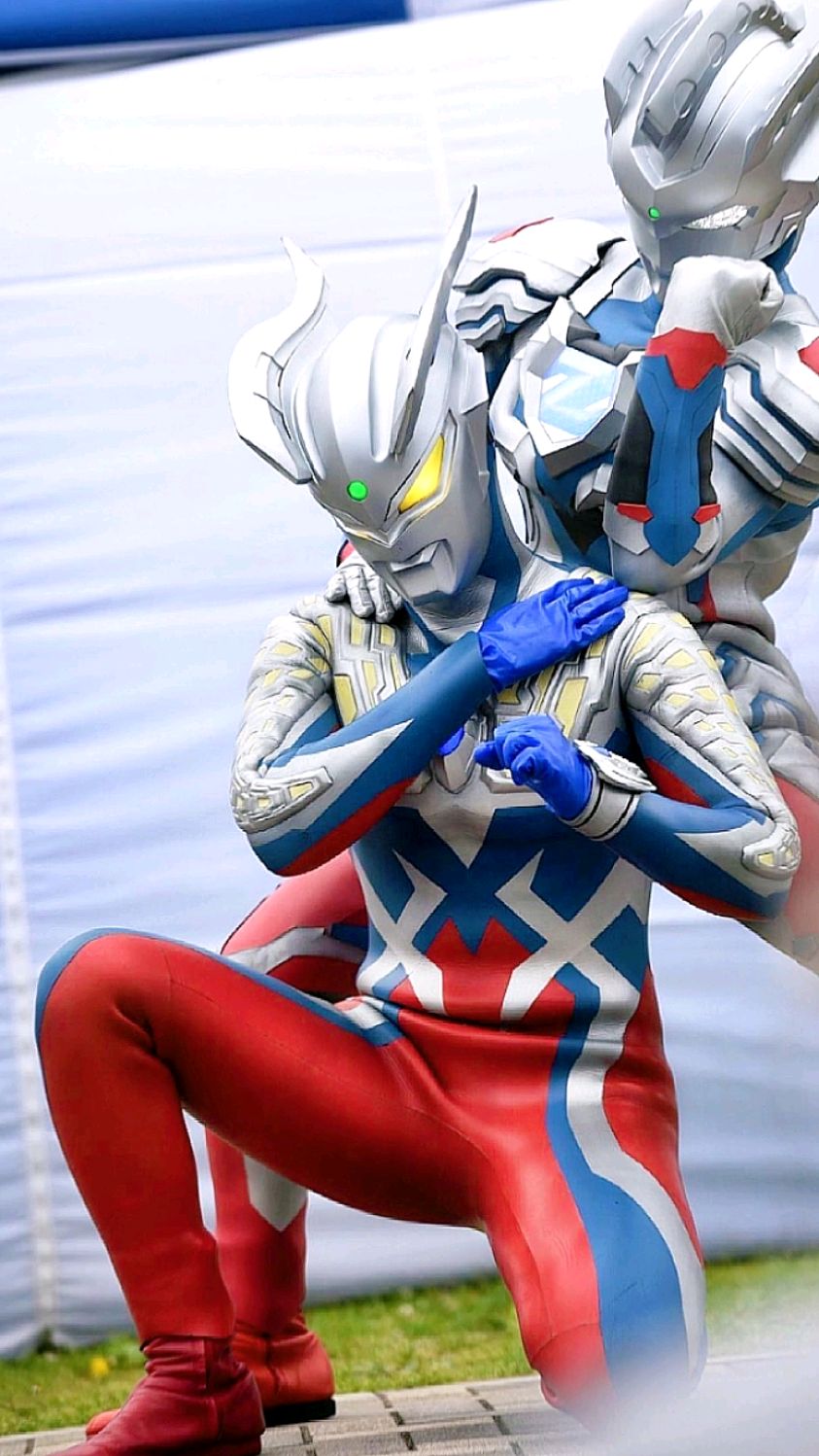 赛罗今天把徒弟的照片发出来了,也太帅了吧 #奥特曼 #二次元 #学生党