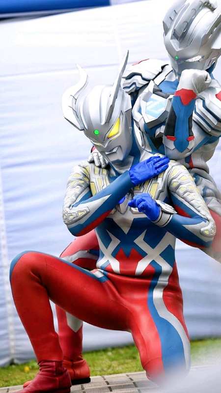 赛罗今天把徒弟的照片发出来了,也太帅了吧 #奥特曼 #二次元 #学生党