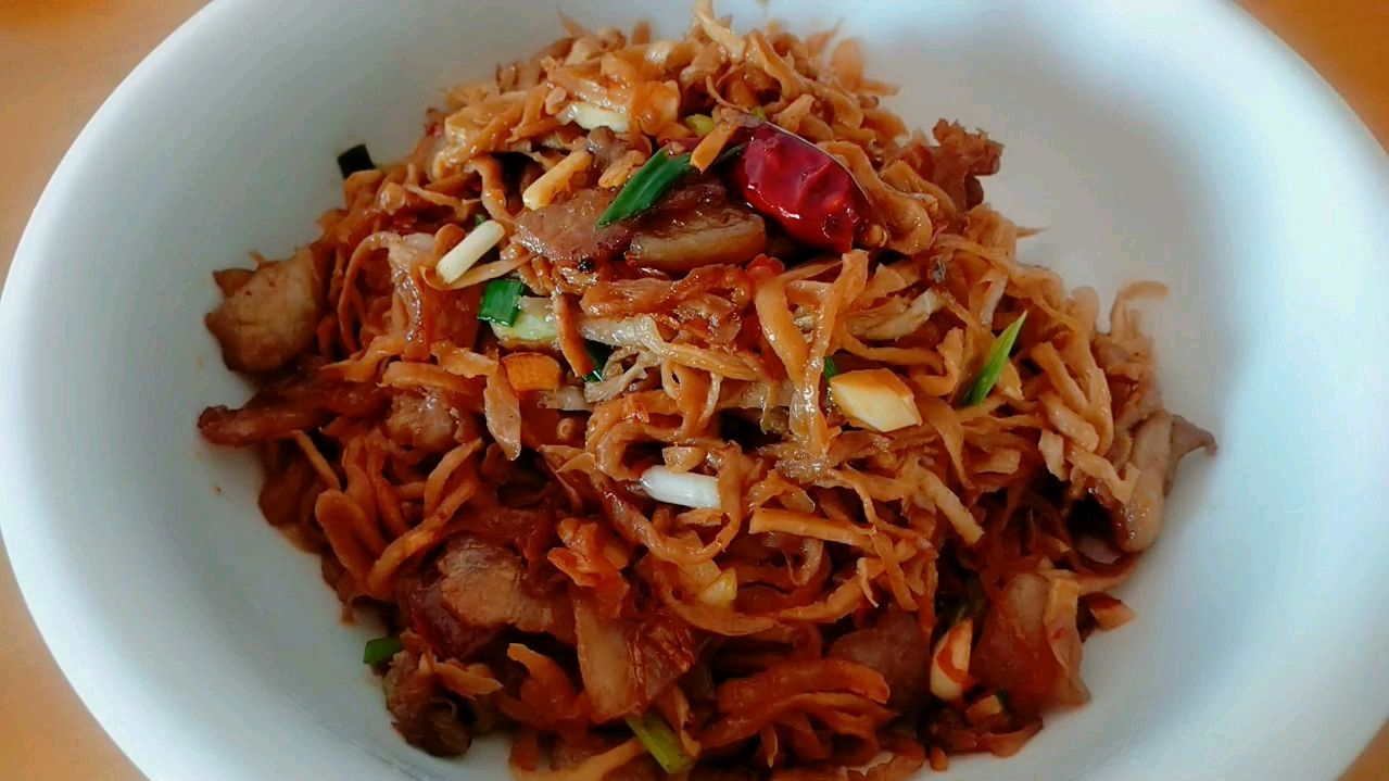 干萝卜丝原来可以这样做，做法简单，味道确不一般