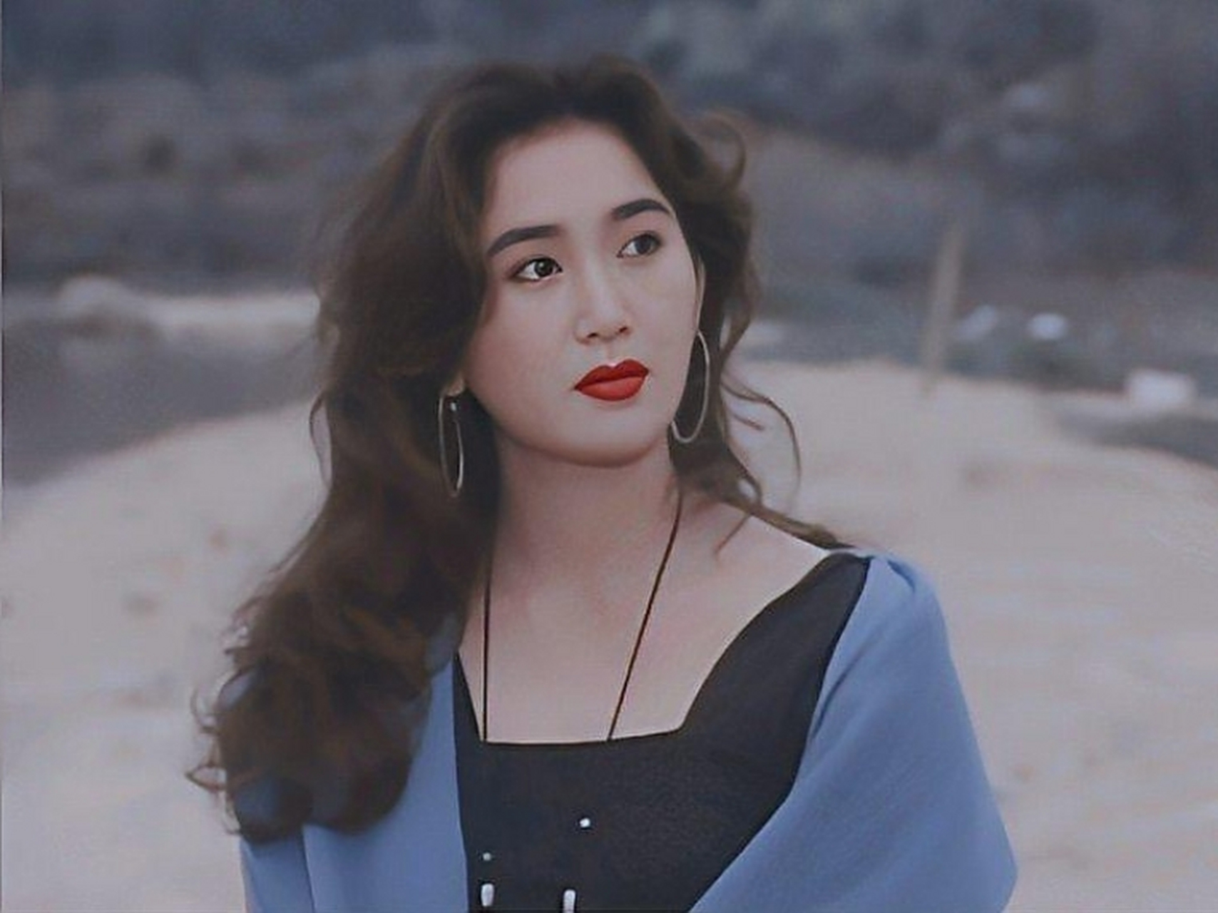 年轻时的温碧霞,《火玫瑰》是颜值巅峰期.