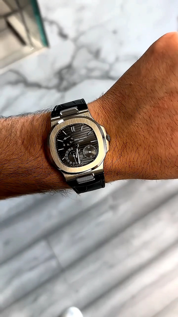 百达翡丽鹦鹉螺5712r优雅大方的设计,备受无数人追捧