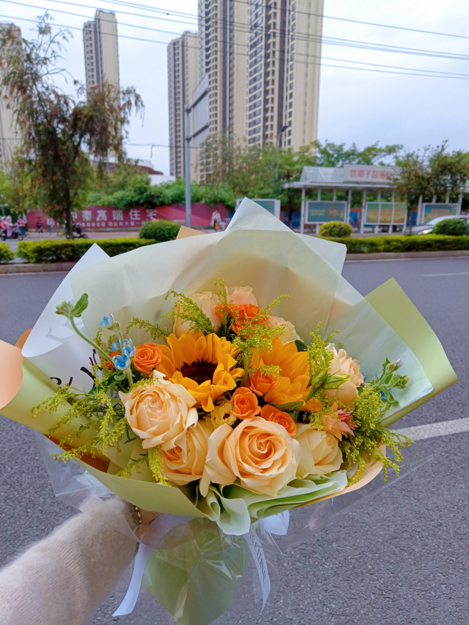 向日葵混搭花束,心想事成#鲜花分享