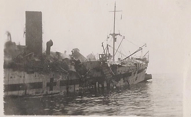 1943年9月13日,英国医院船"纽芬兰号"在距离萨勒诺74公里的海面上